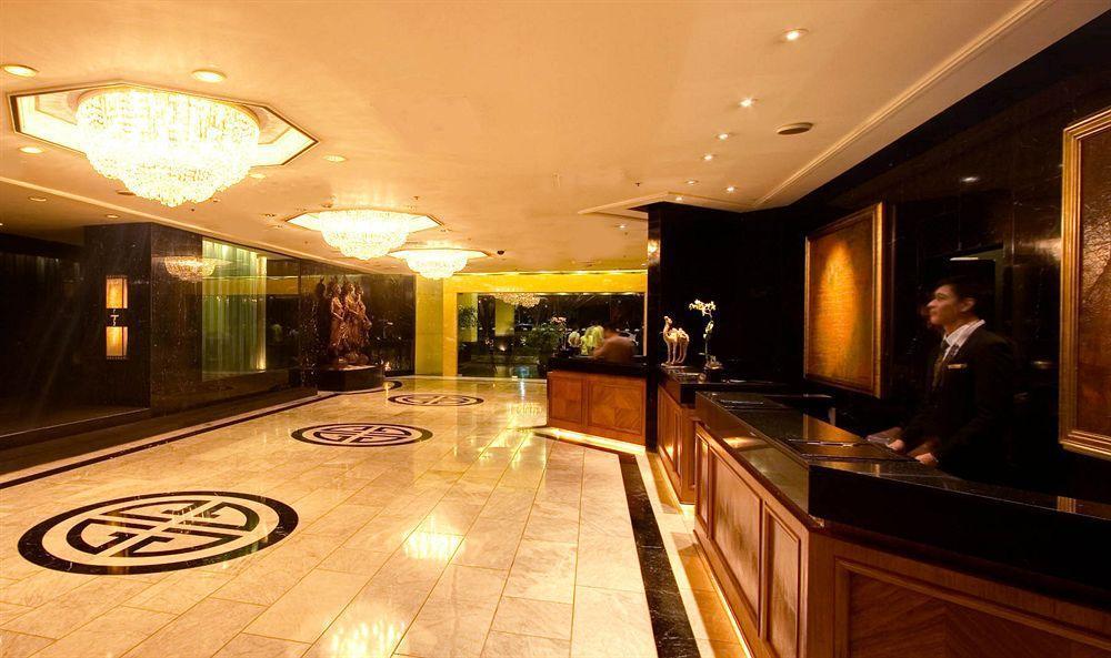Готель Mandarin Oriental Manila Makati City Екстер'єр фото